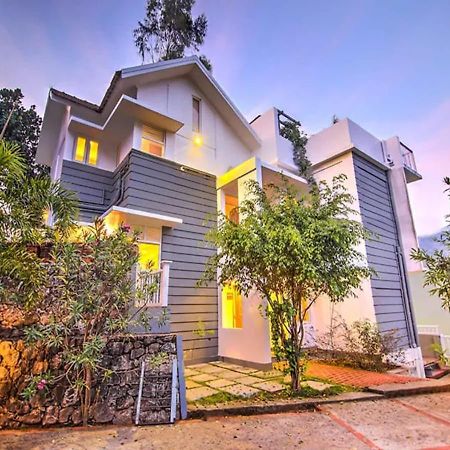 Dazzle Villa Resort Калпетта Экстерьер фото